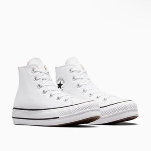 Chuck Taylor All Star Platform Canvas - White (Women’s)